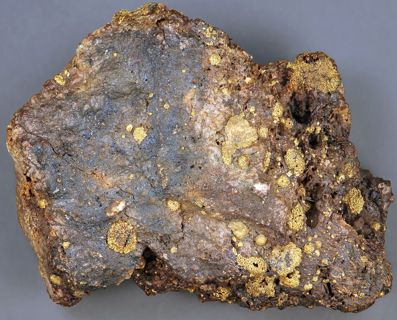 Roasted_Cripple_Creek_gold_ore.jpg